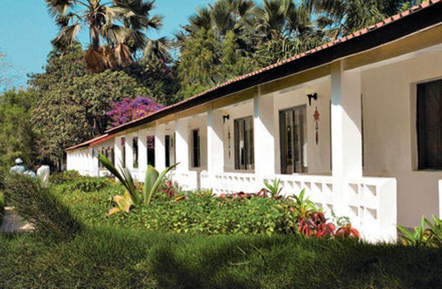 Holiday Beach Club Kololi Exterior foto