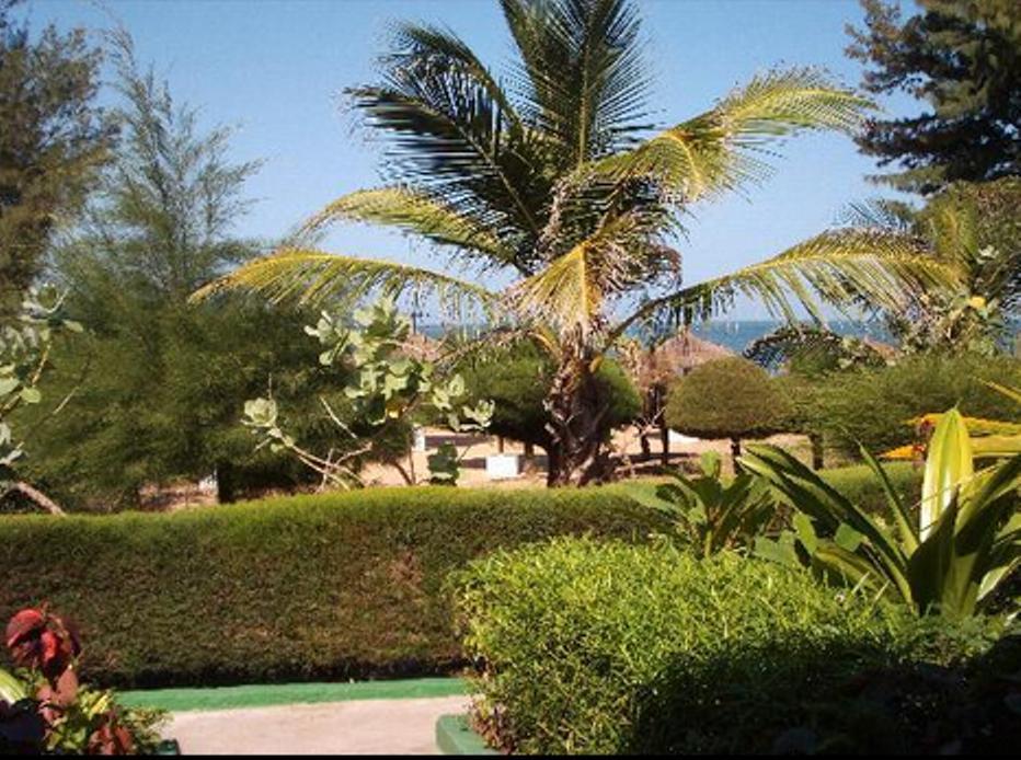 Holiday Beach Club Kololi Exterior foto